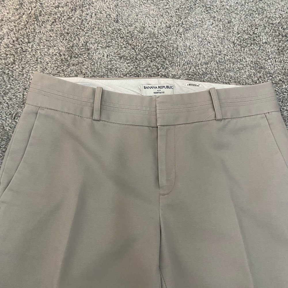 Banana Republic Martin Fit pants. Cream color. Size 4. Tall. Inseam is 34 inches